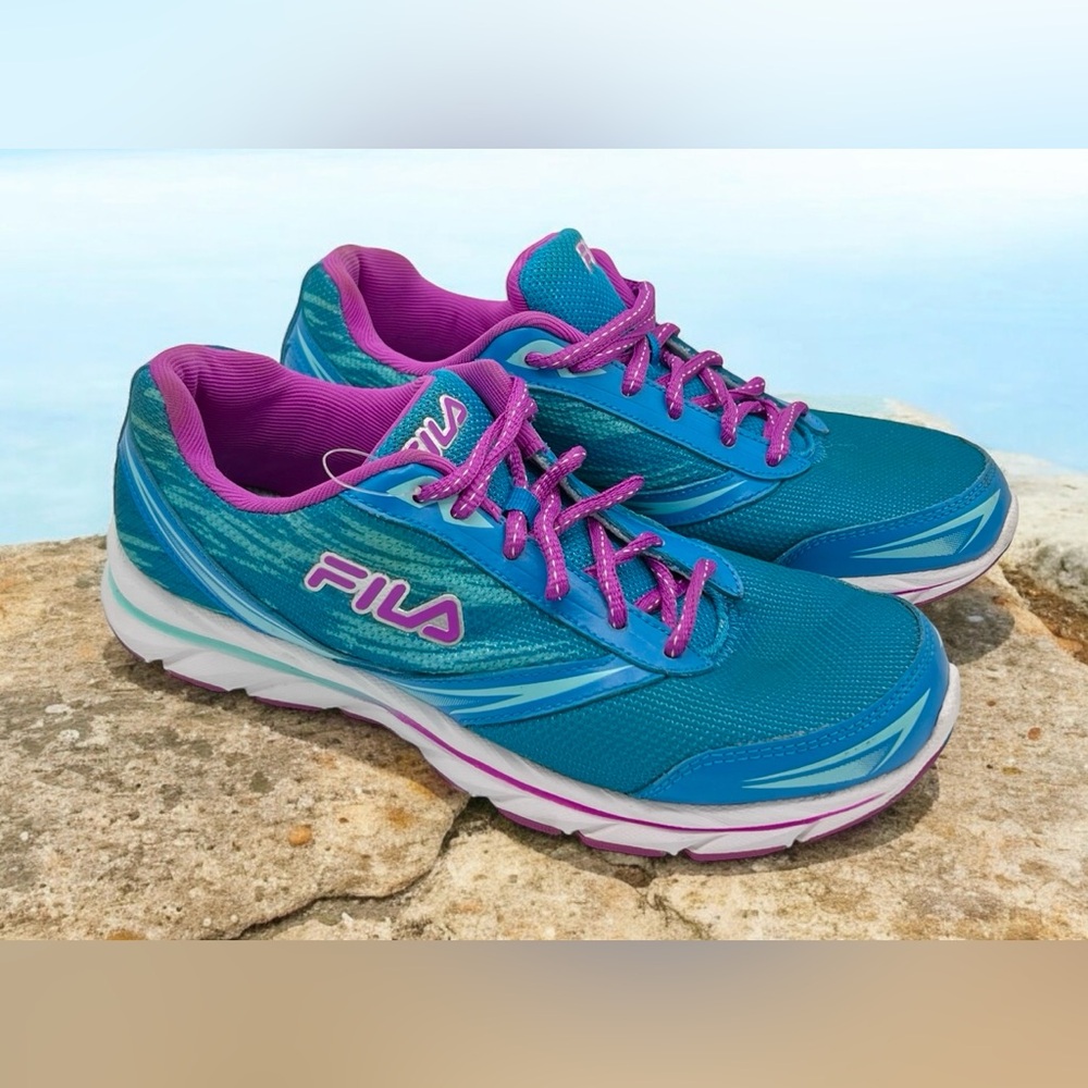 Fila Women’s CoolMax Memory Foam Running Sneakers Size 7.5